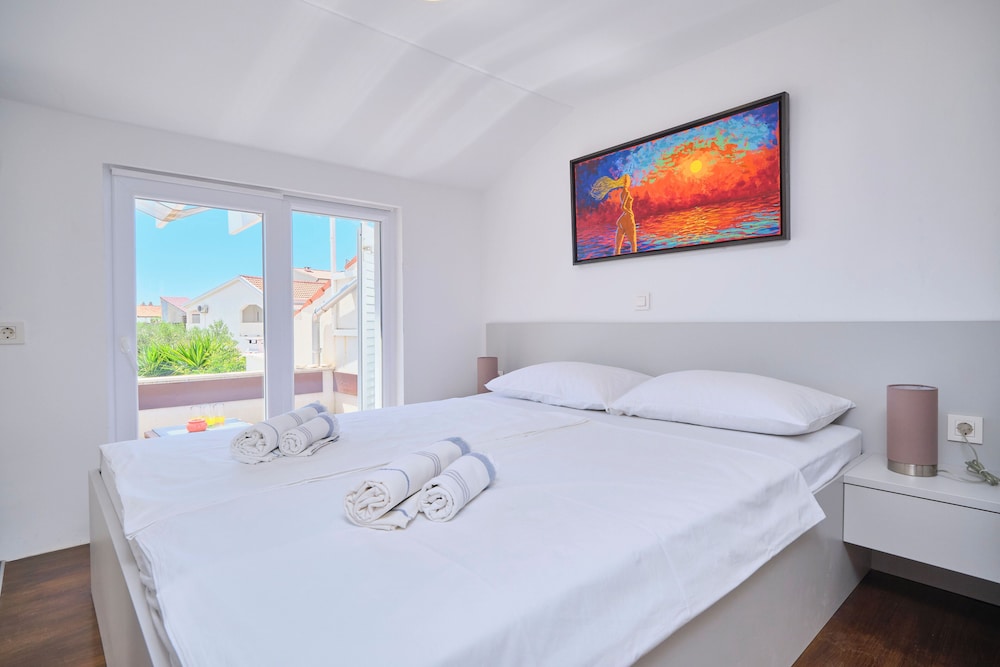 Sunshine Suites by Litto