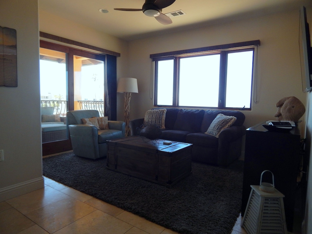 206 Tierra De Paraiso 3 Bedroom Condo by Redawning view 3