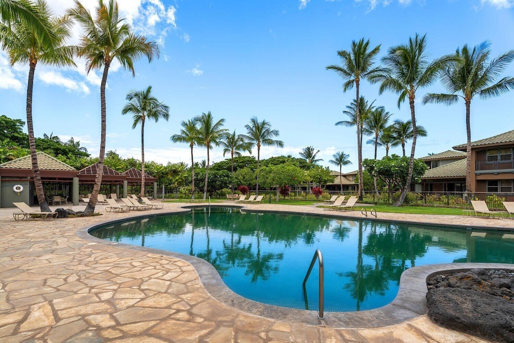 Luxurious View Corner Townhome - Great Views - VIP Beach Pass - Vrkcv