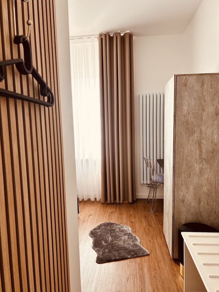 Pension- Location Cham