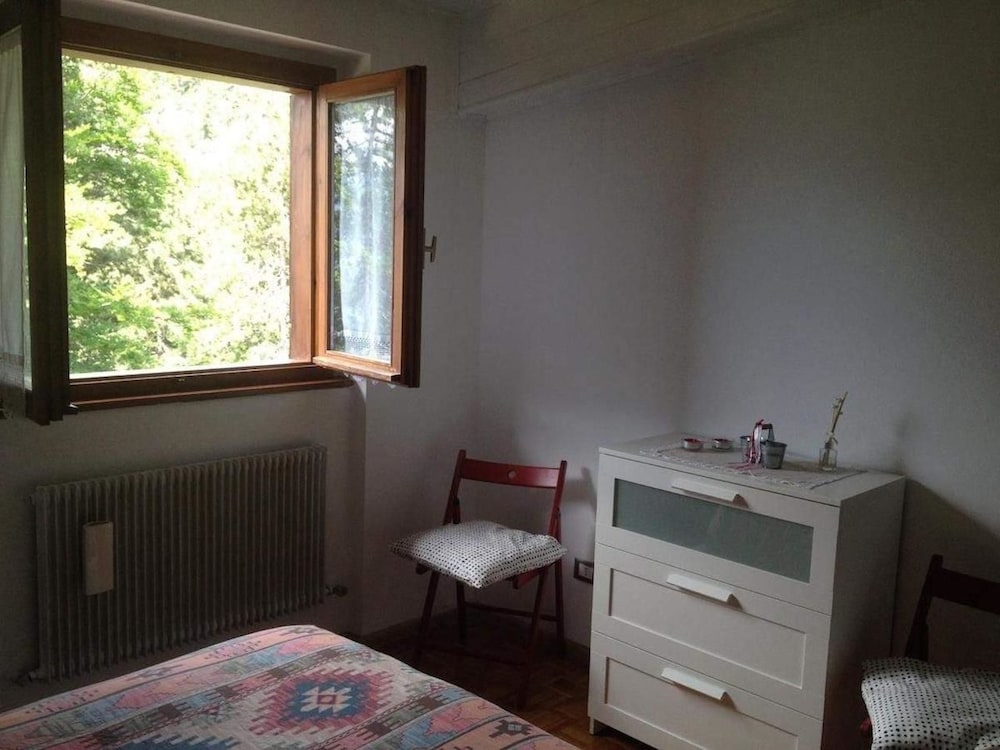 B&B White Rose view 4