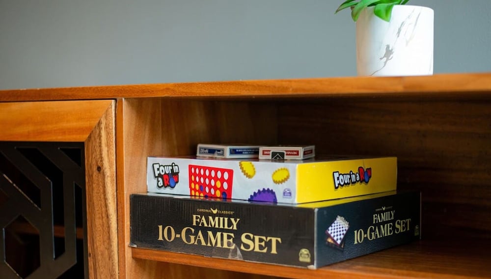 1 Br LX Amenities Prime Location
