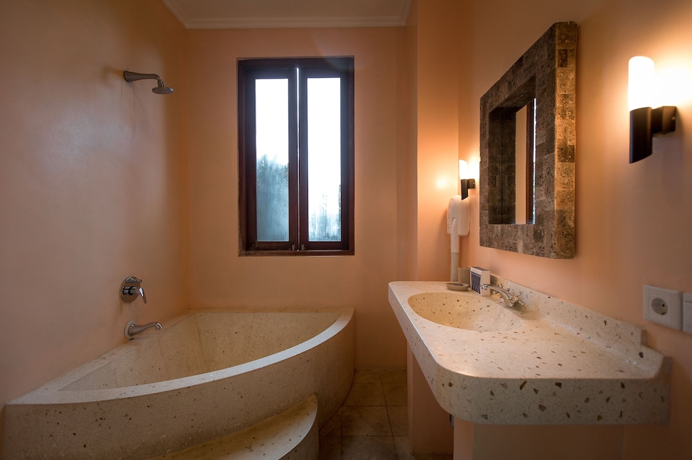 Ecosfera Hotel