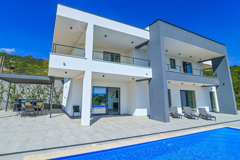 Villa Iganto in Poljane