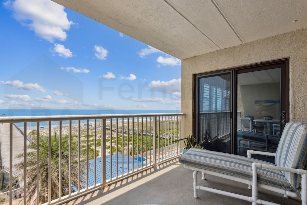 444 Amelia By The Sea 3 Bedroom Condo