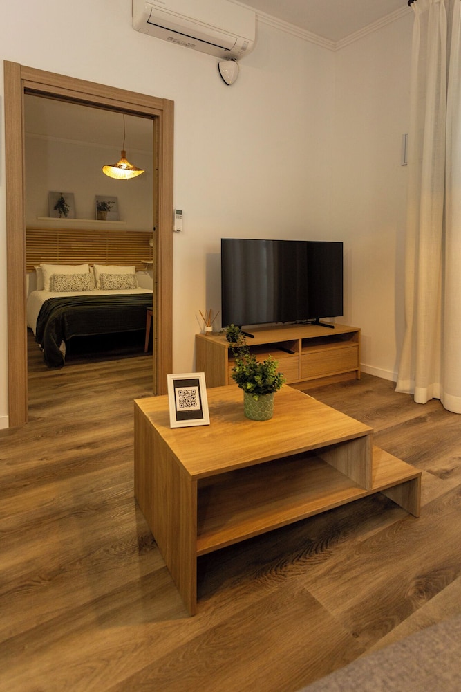 Tenerias Apart Corp S.L