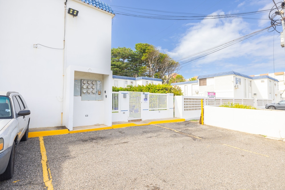 Montones Beach Apartment C-3