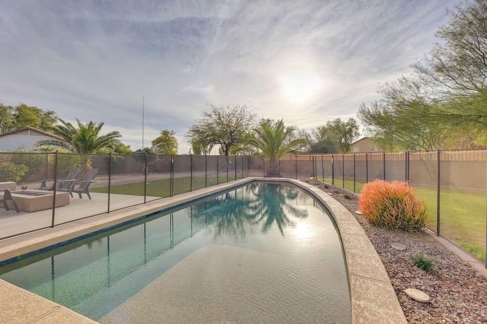 < 4 Mi to Casa Grande Ruins: Southwest Sanctuary