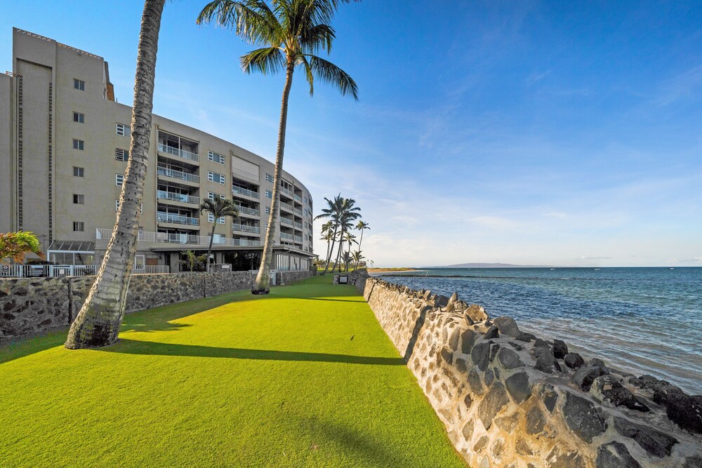 Menehune Shores 421 2 Bedroom Condo