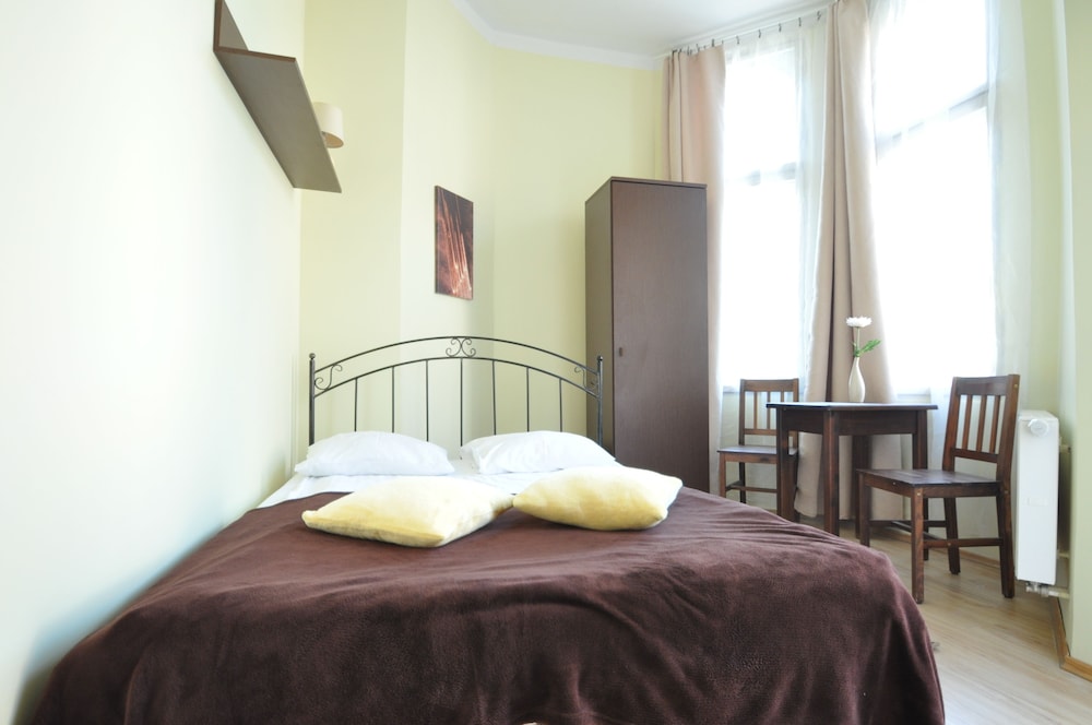 Hostel Sopotiera Pokoje Gościnne