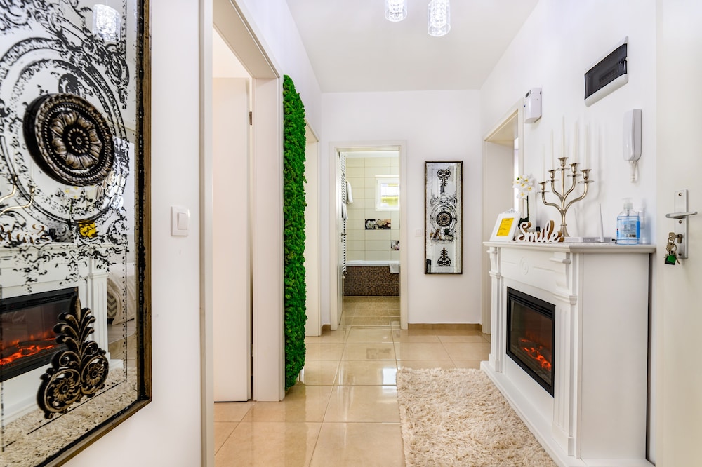 Luxury Apartment Avantgarden 3