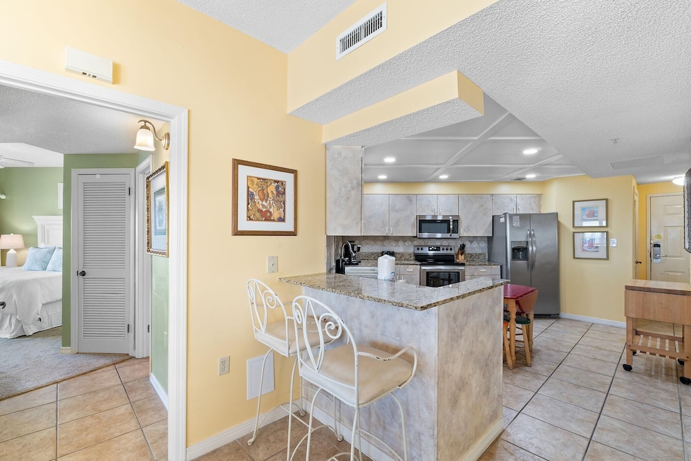 The Palms West 311
