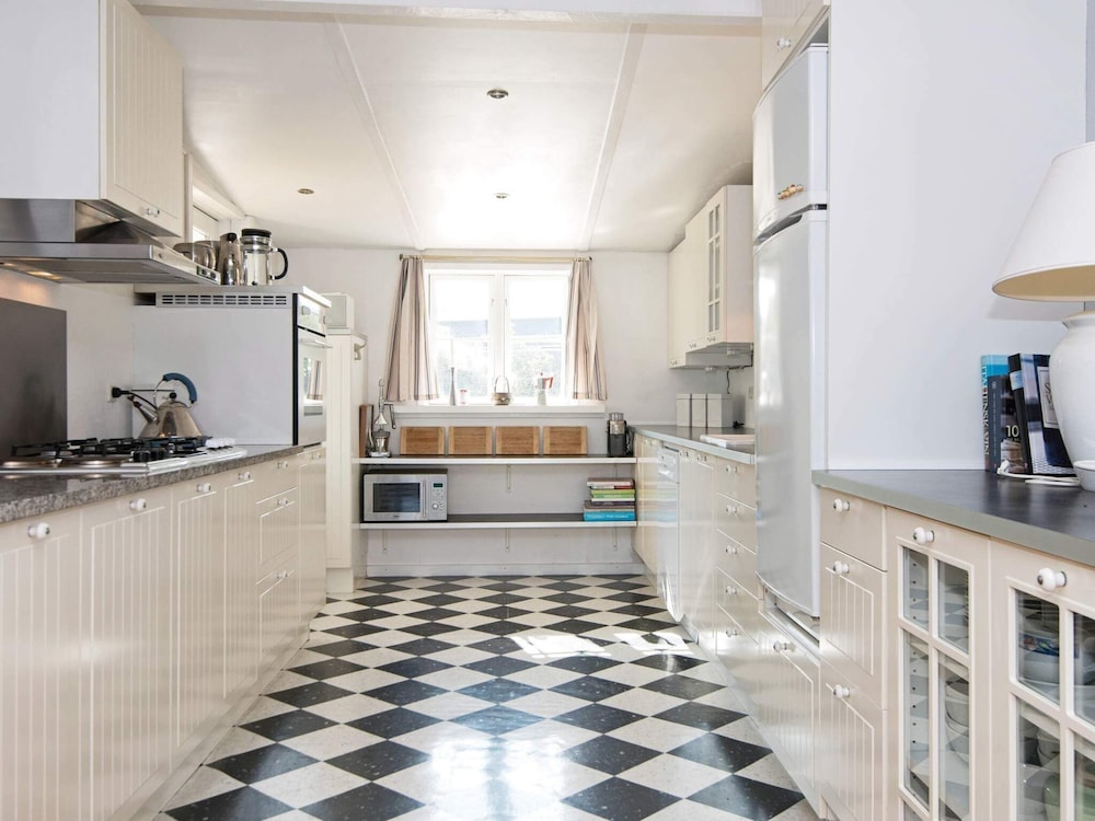 Premium Holiday Home in FanÃ¸ near Beach view 5