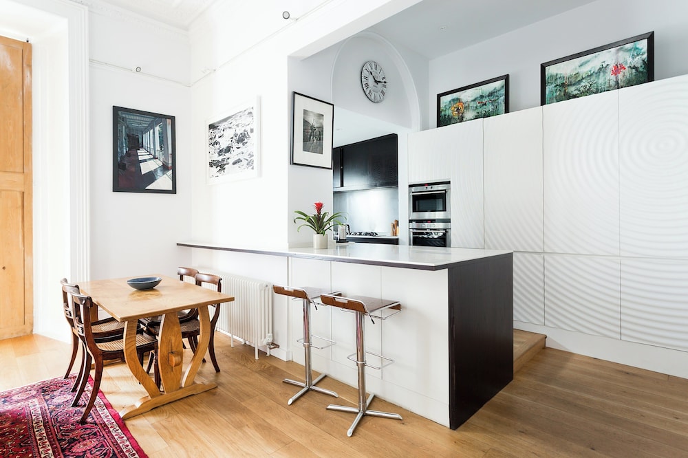 Pembridge Villas IV by Onefinestay