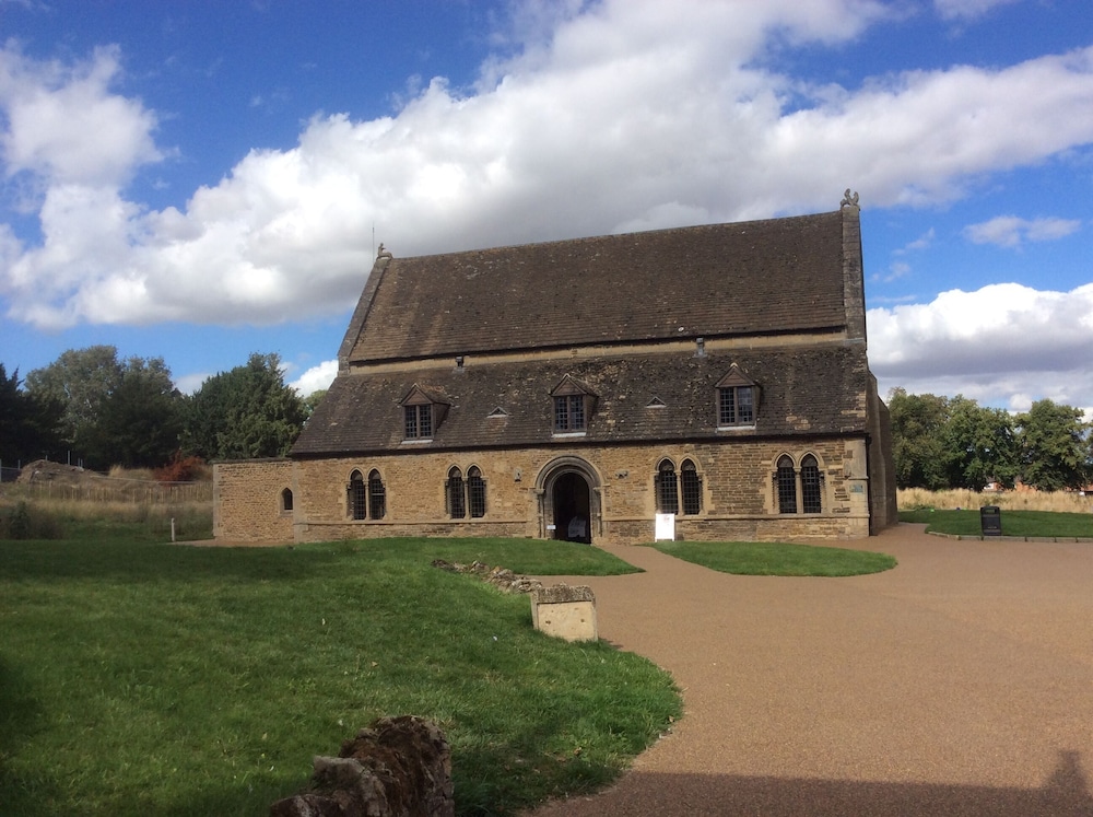 Photo 33