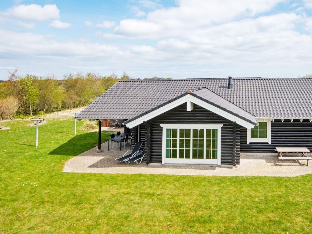 8 Person Holiday Home in Sydals