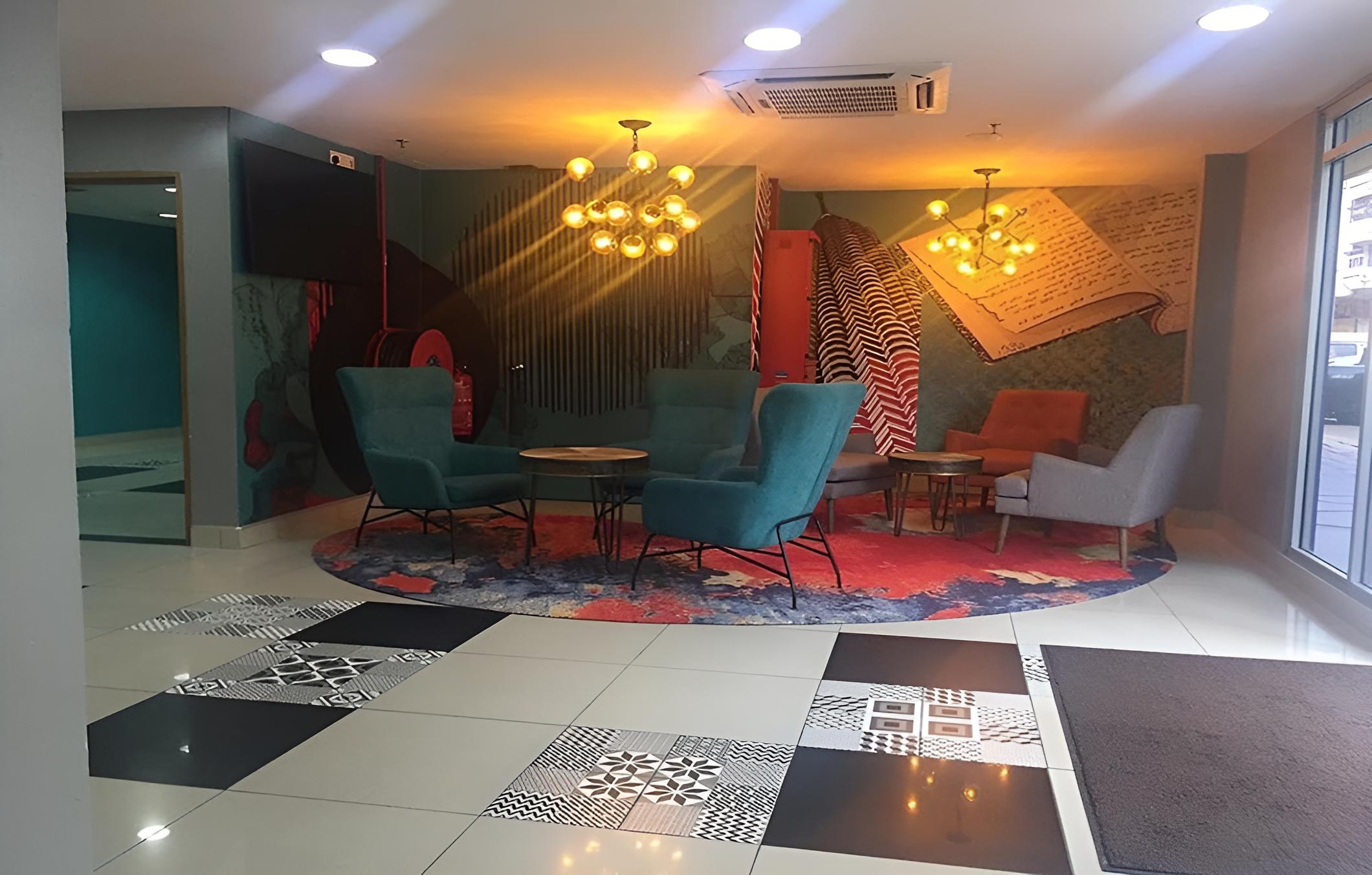 Hotel Living At Dsulaiman