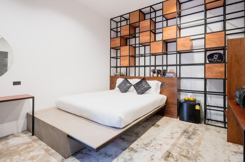 Book a Bed Poshtel - Hostel