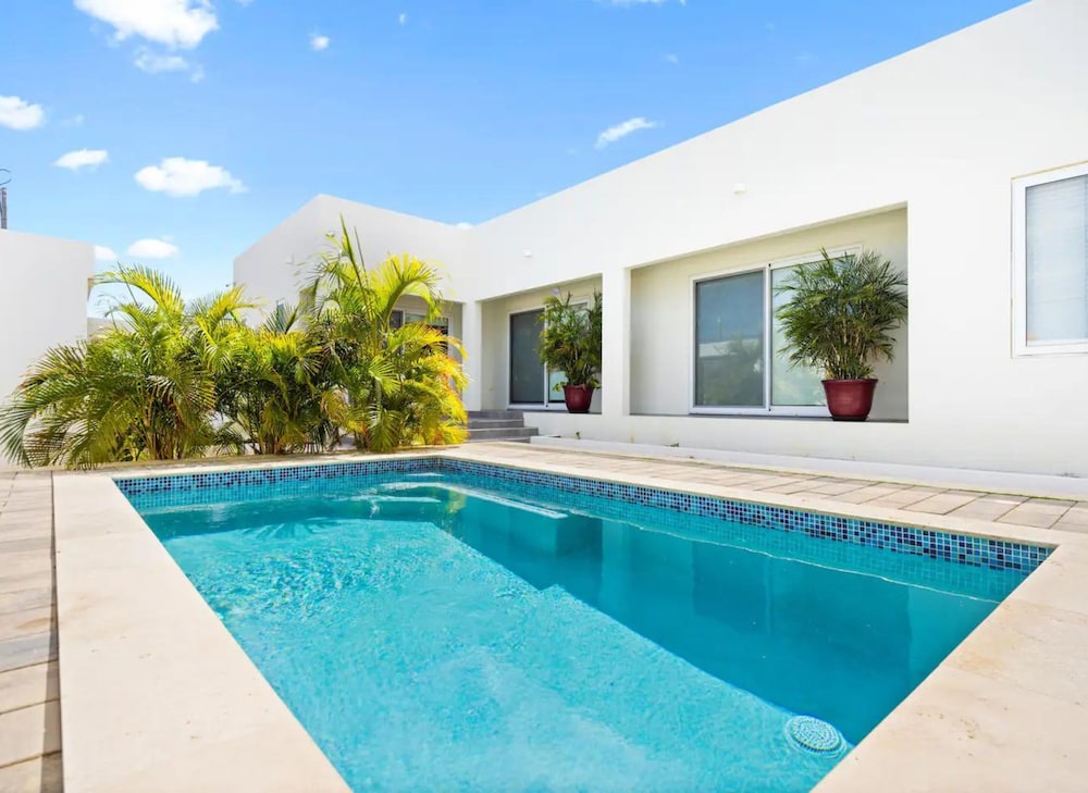 Luxurious villa in Noord Aruba