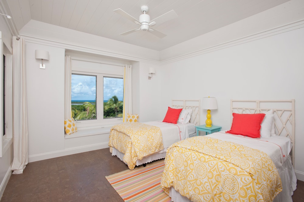 Tropical Paradise: Secluded Villa With Private Beachfront, photo 18