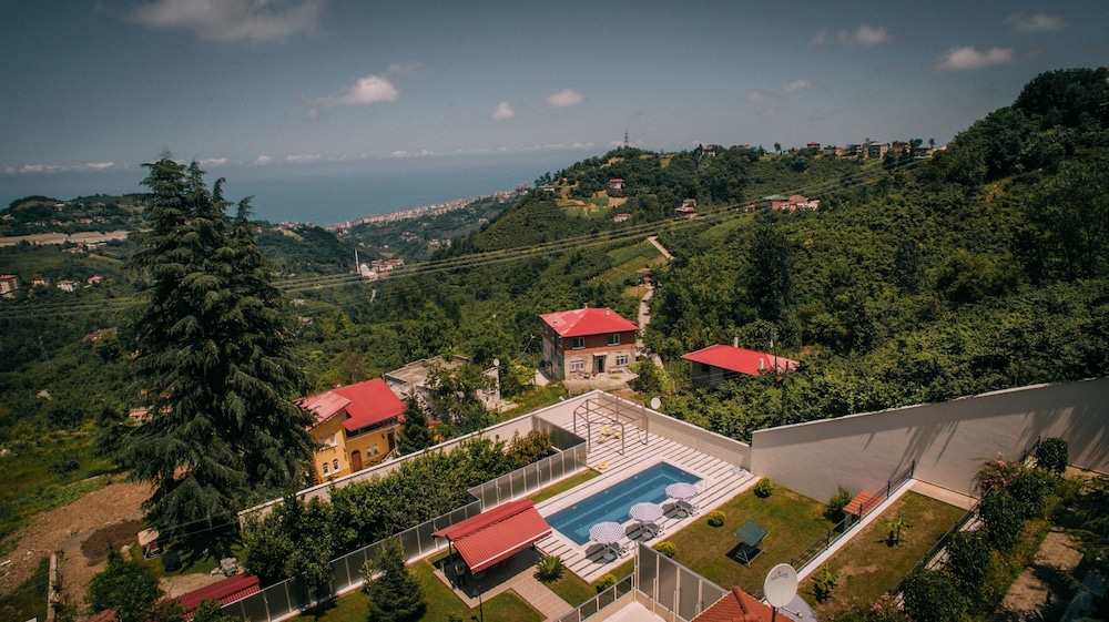 Blue & Green Villa Gursoy