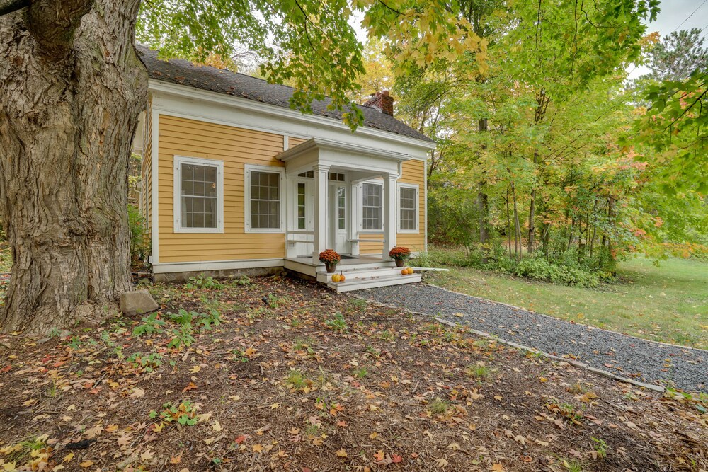 Historic Home in Taylors Falls w/ Patio & Fire Pit view 4