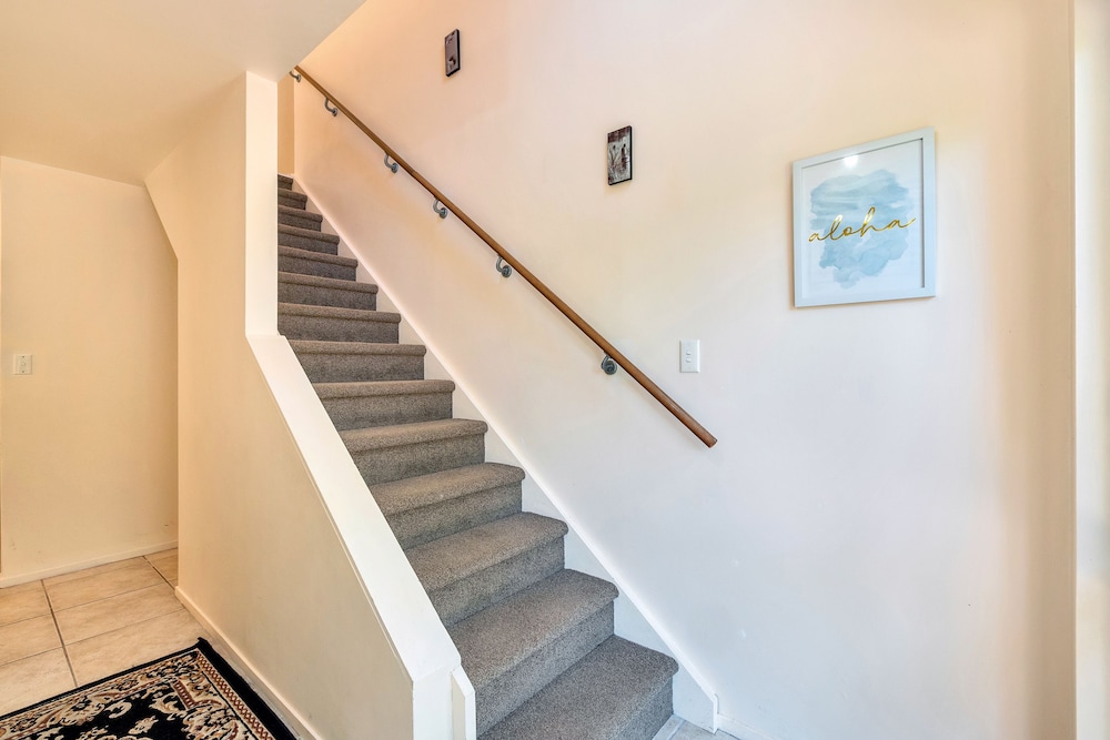 Ponsonby Holiday Home Near The City