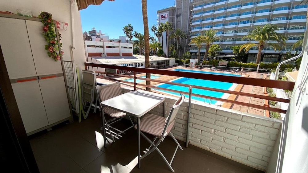 Renovated Apartment by the Sea in Playa del Ingles