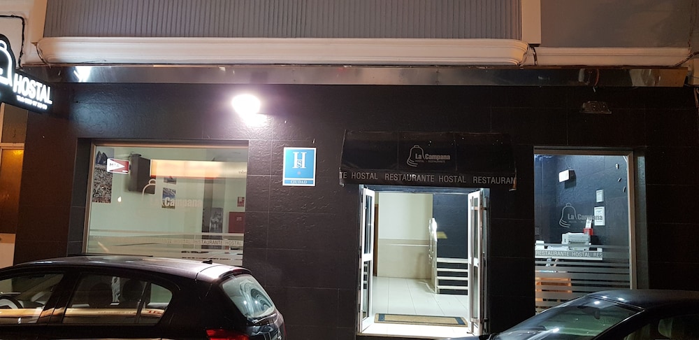 Hostal La Campana