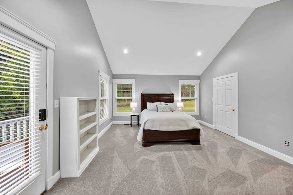 Waterfront Kent Island Retreat 5BR Sleeps 12 Near Weddings Annapolis