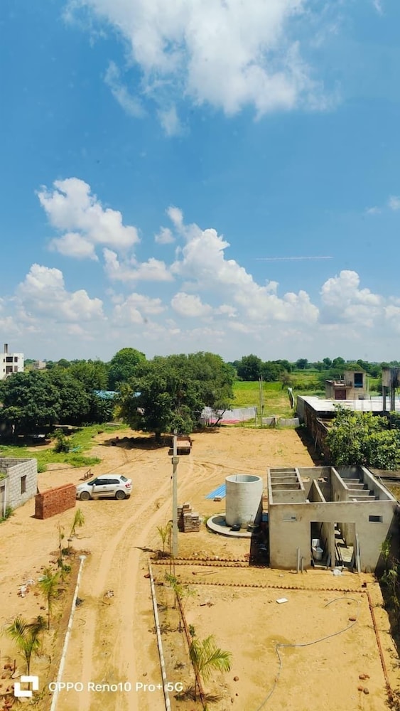 Ram Basant Hotel & Resturant