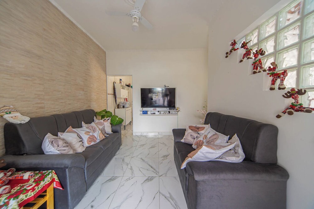 Casa Pet Friendly com Wi-fi e Garagem no Ocian