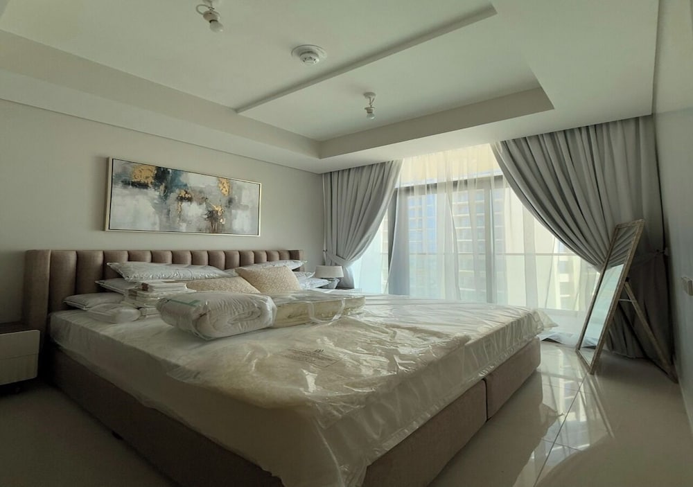 Aykon City Stylish 2 BHK Beach Bay View
