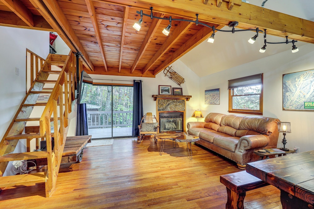10 Mi to Sugar Mtn: Blue Ridge Family Cabin
