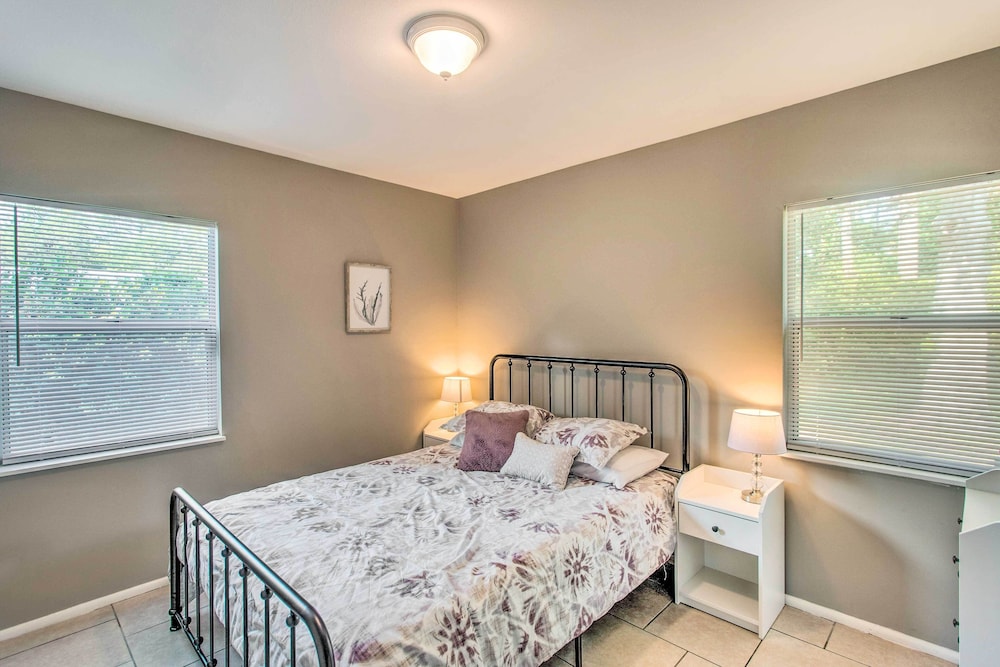 Brunswick Vacations - Pet-friendly Brunswick Retreat w/ Gas Grill! - Property Image 5