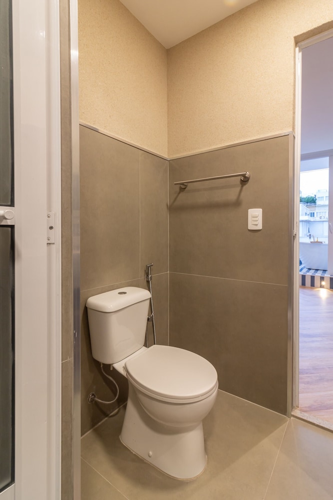 Sea View and Balcony With Bathtub Q12