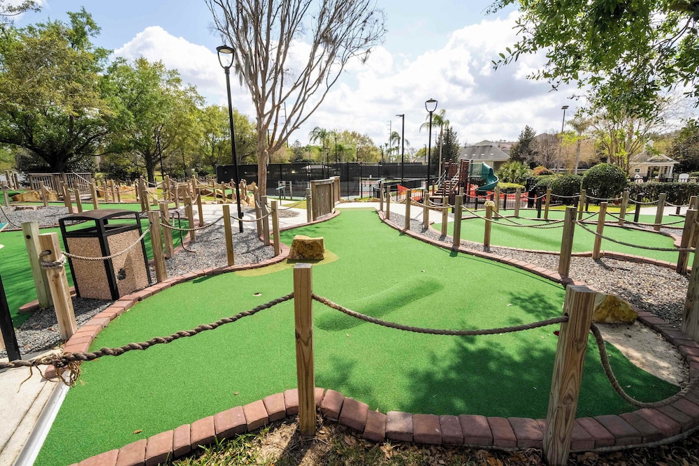 Family Villa w Pool Spa Game Room Near Disney