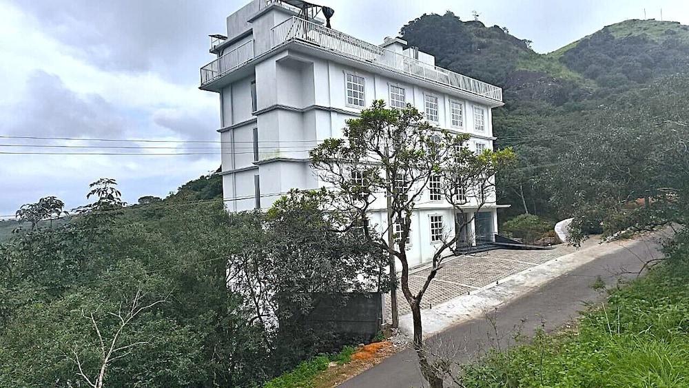 Vanaheim Resort