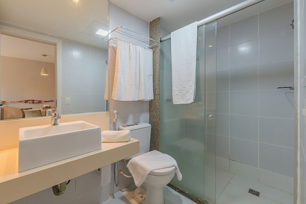Beach Park Suites #333 Beachfront By Carpediem