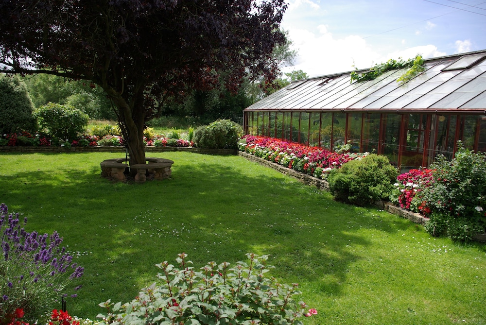 Double-gate Farm
