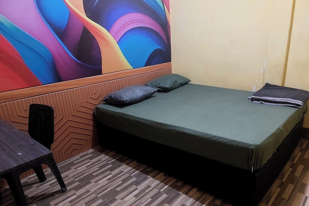 Hotel Warna