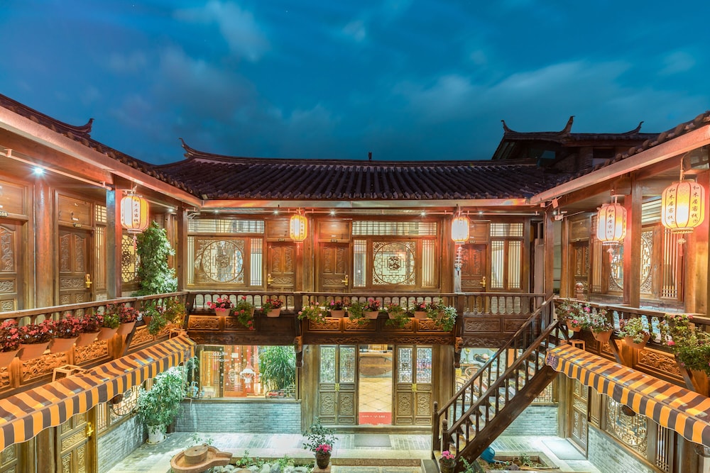 He Mu Ju Inn Zhongyi Branch