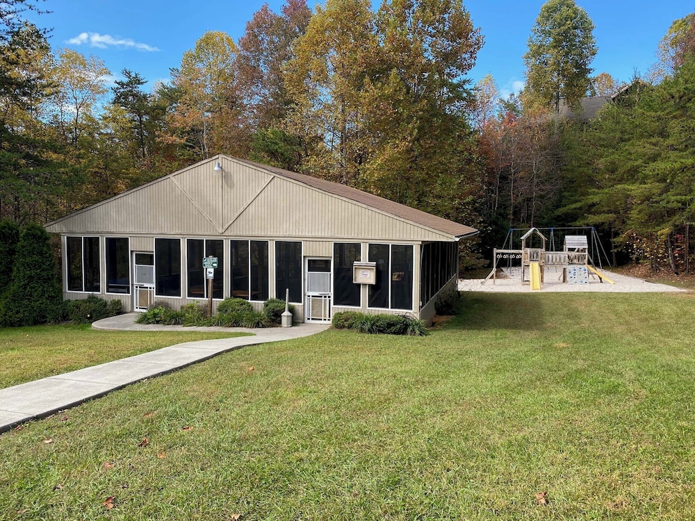 Mountain Vista by Jackson Mountain Rentals