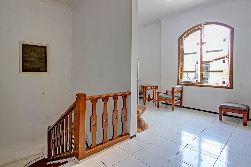 OYO Life 91523 Kenari Guesthouse view 2