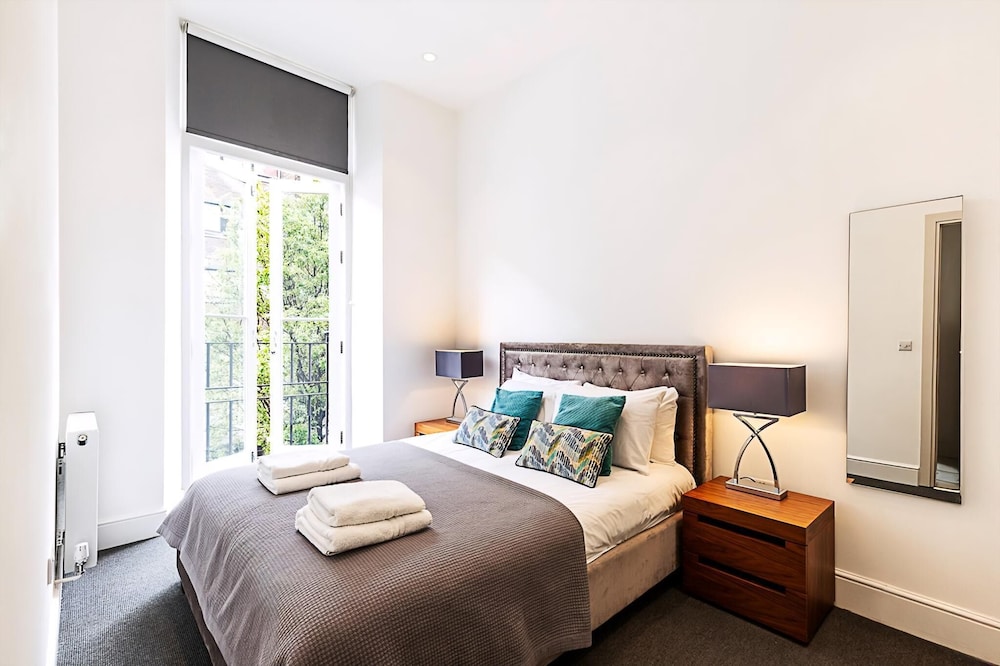 Stylish Two-bed Flat Near Oxford Circus