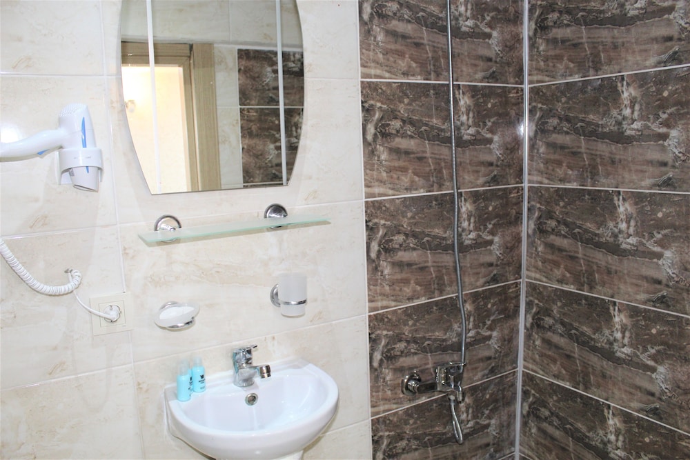 Divas Oteli - Image 11