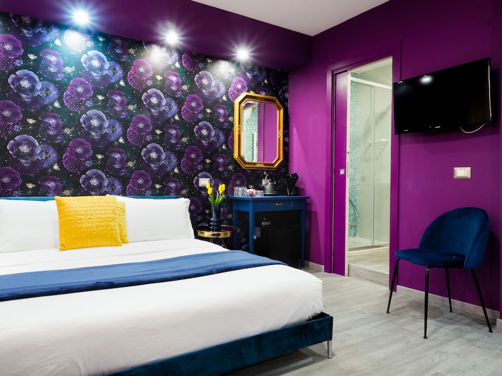 Home for Large Groups, Comfort and Style