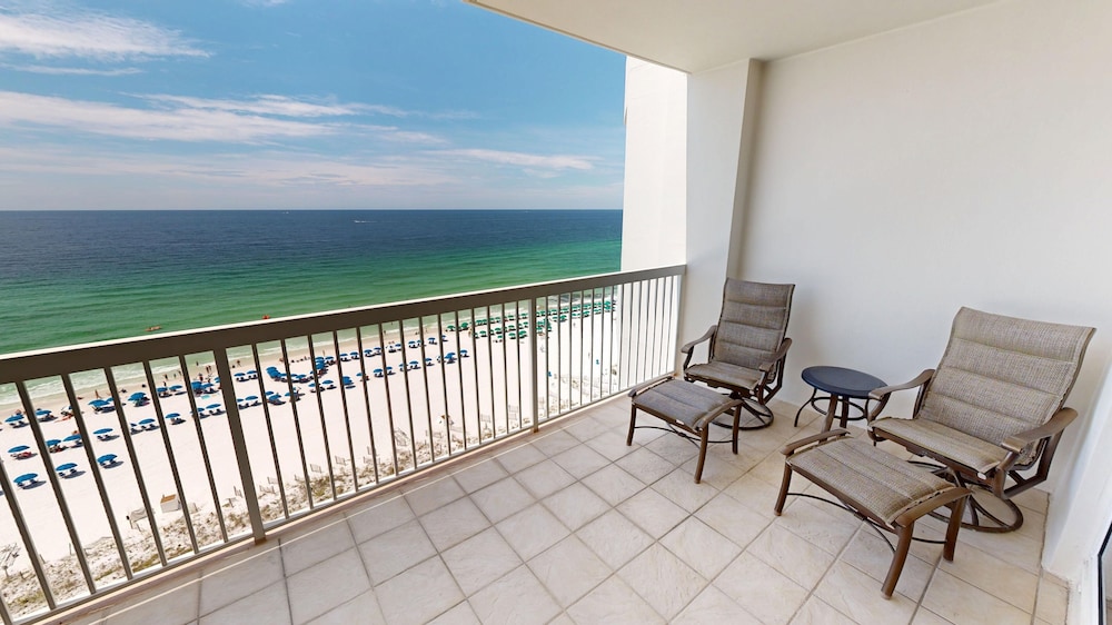 Silver Beach 1104w 3 Bedroom Condo