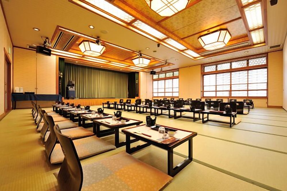 meeting & event spaces