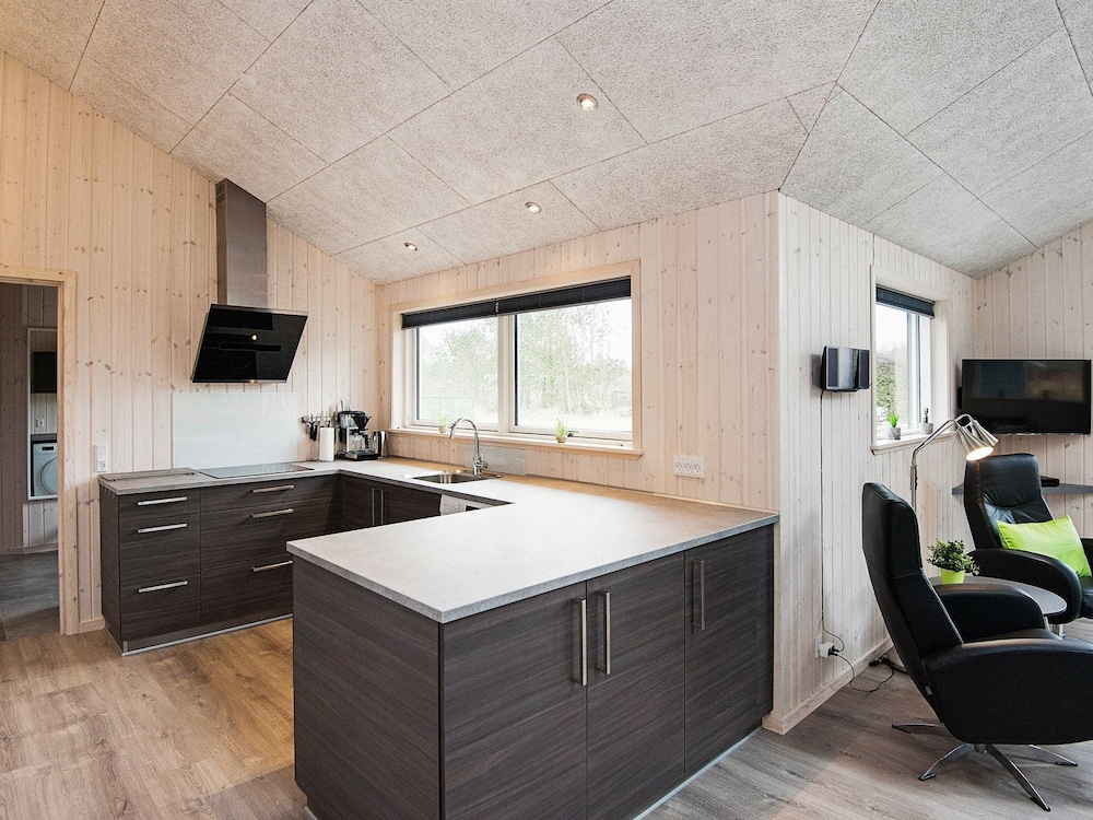 Swanky Holiday Home in Blåvand With Whirlpool view 2